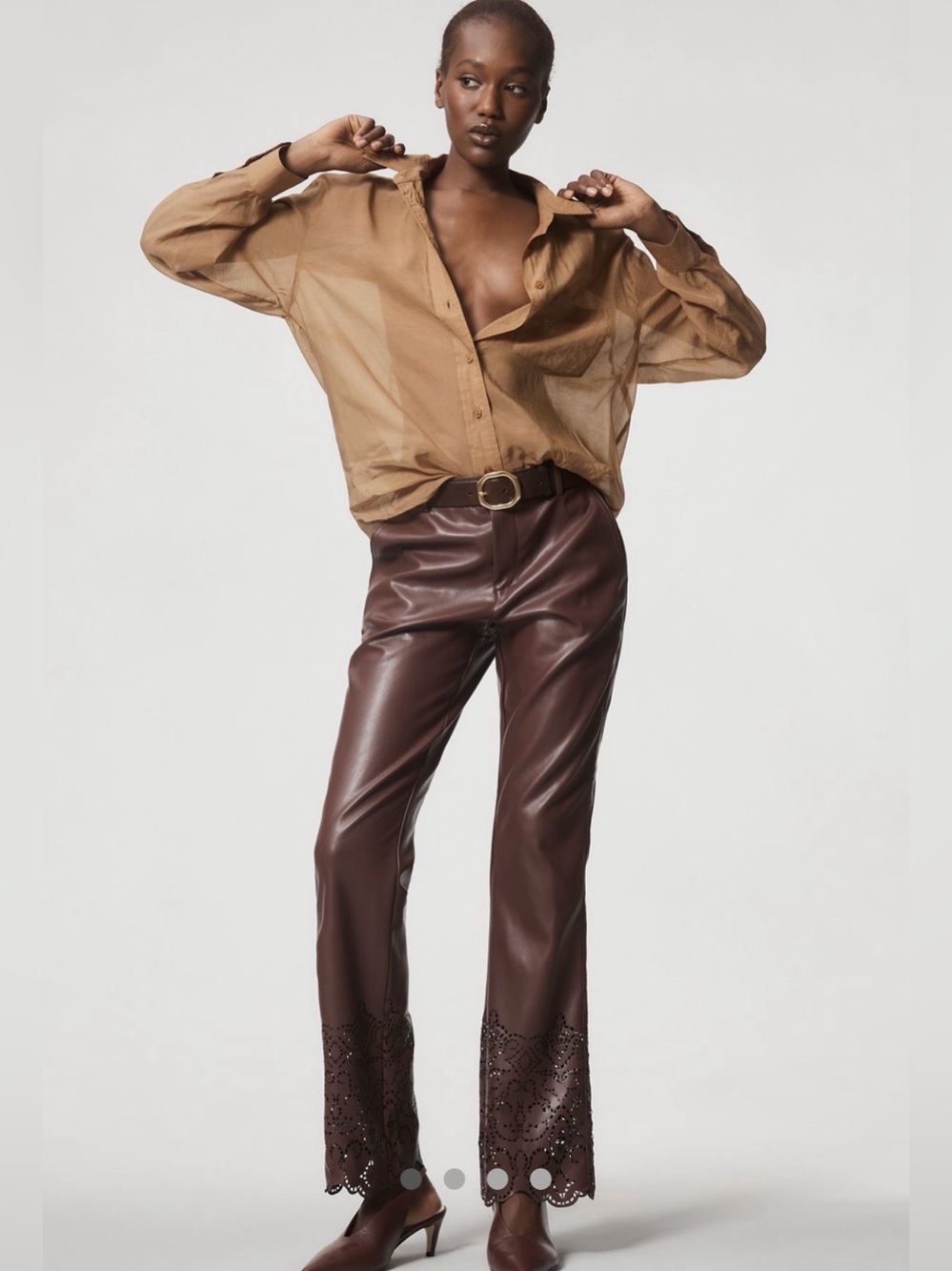 Anthropologie Laser Cut Faux Leather Novelty Slim Flare Pants Burgundy 8 NWT - Picture 4 of 13